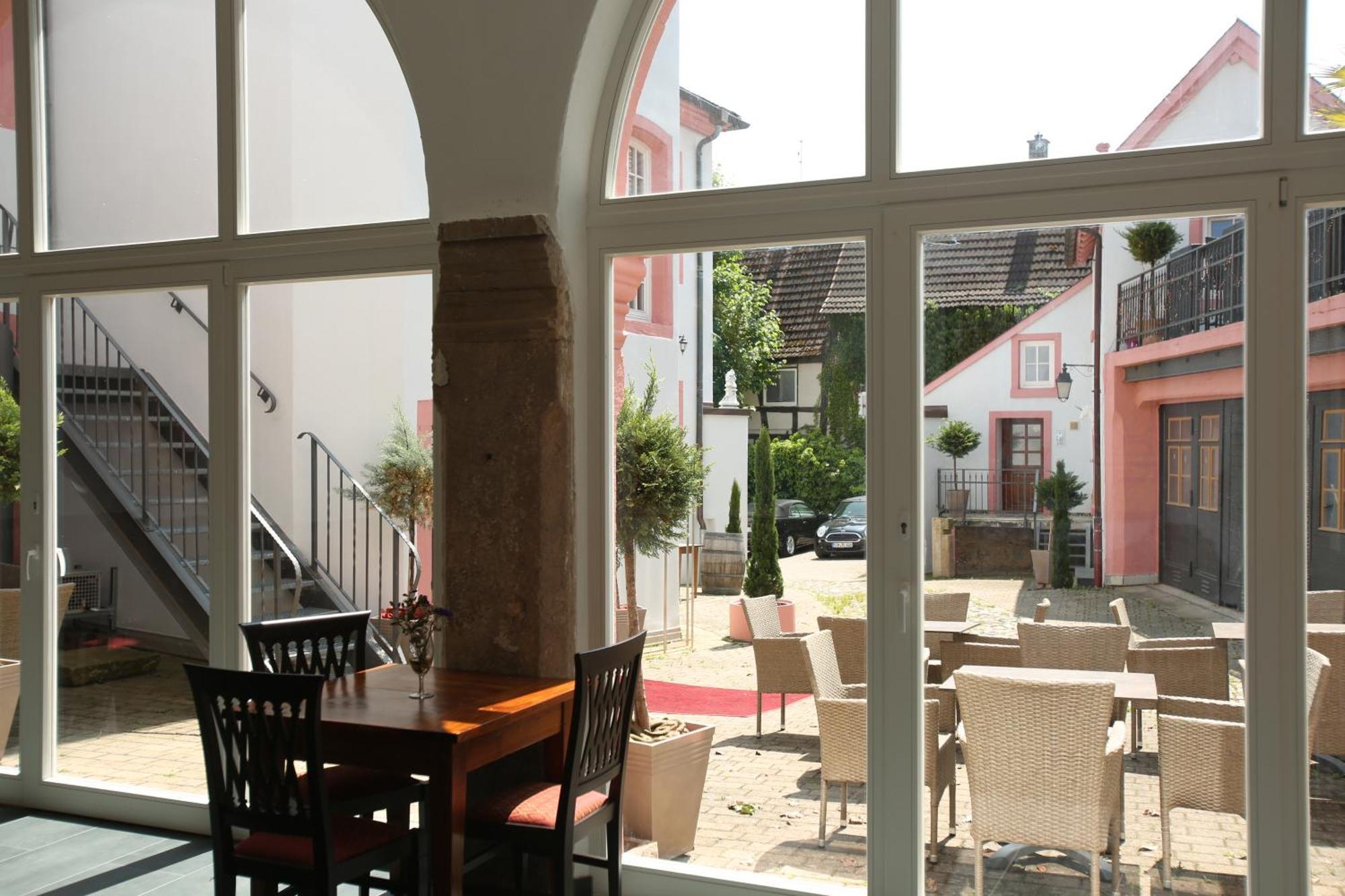 Weisses Ross Designhotel Kirchheimbolanden Ngoại thất bức ảnh